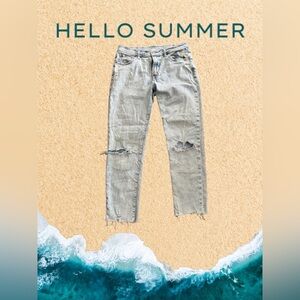 Gap 26” Girlfriend Rise Distressed light blue acid wash jeans